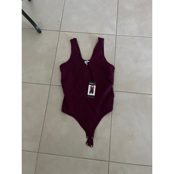 NWT sofia vergara 3X knit Bodysuit - Picture 2 of 4
